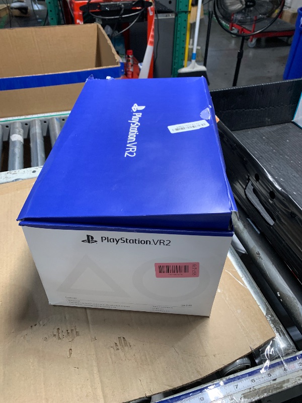 Photo 1 of ***LEFT THUMB STICK DONT WORK***PlayStation VR2 (PSVR2)