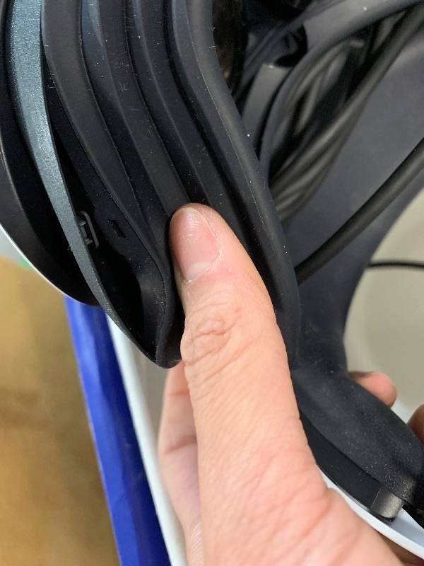 Photo 1 of ***LEFT THUMB STICK DONT WORK***PlayStation VR2 (PSVR2)