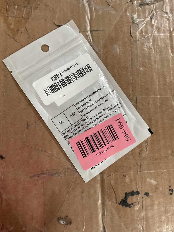 Photo 1 of [3 Pairs] Replacement Ear Tips Cover for Airpods 4, Ultra-Thin Silicone Eartips for Airpods4 Fit in The Charging Case (White)