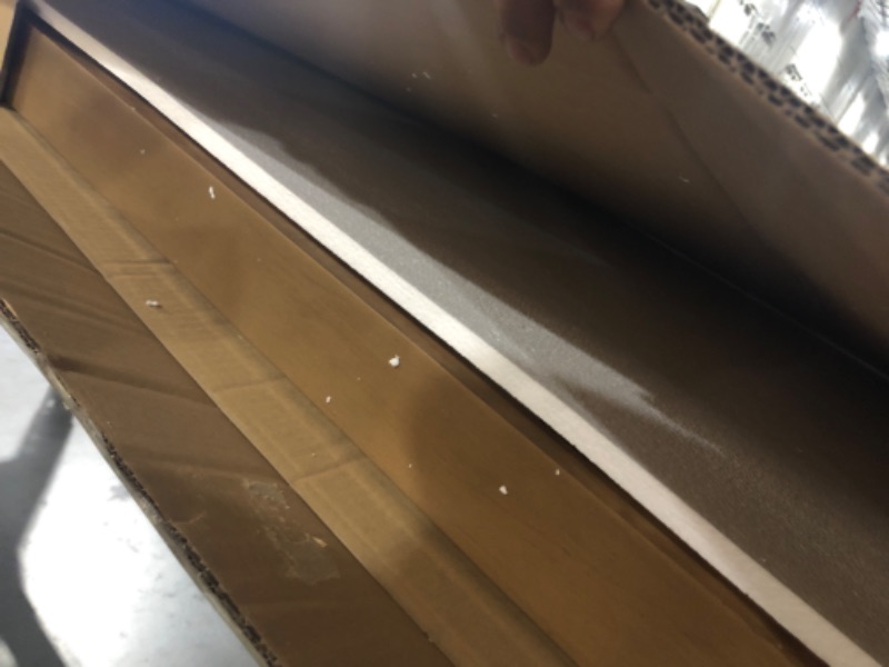 Photo 1 of ***Partial Set Box 1/2 ONLY***
VASAGLE MAEZO Collection - Extendable Dining Table for 4/6/8, Kitchen Table with Tapered Legs, Curved Transitions, for Dining Room, Kitchen, Home Office, Honey Brown UKDT090K01V1