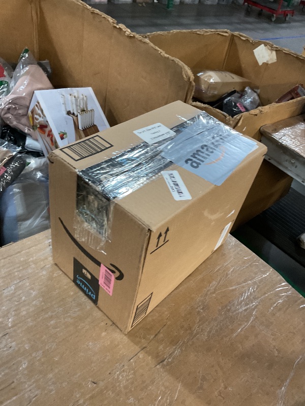 Photo 1 of ***MISSING PARTS***
KOIOS Blender/Food Processor Combo Max 1000W, 4 in 1 34oz Pitcher, 22oz Blending Cup, Meat Grinder & Vegetable Chopper, Spice Grinder,BPA Free -All-in-One Kitchen System, Dishwasher Safe