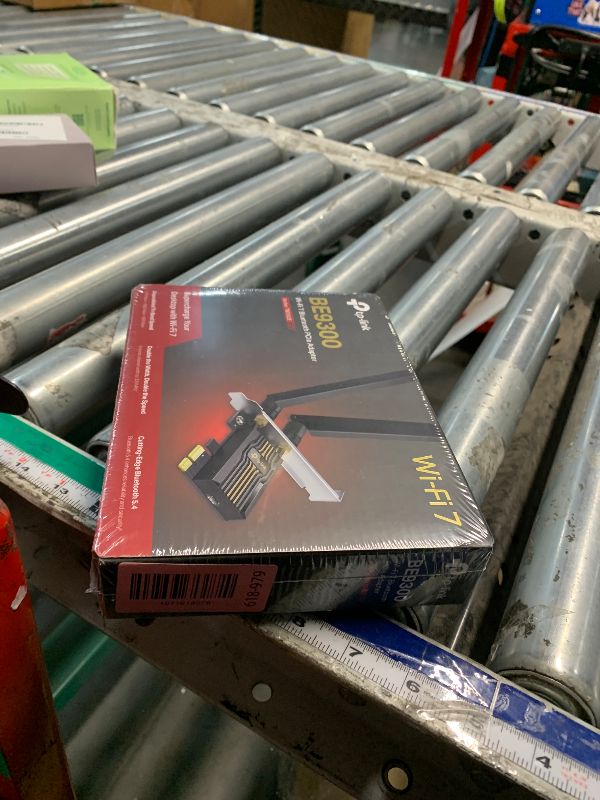 Photo 1 of ***FACTORY SEALED***TP-Link WiFi 7 BE9300 PCIe WiFi Card Archer TBE552E| Tri-Band Network Card for Desktop PC| Bluetooth 5.4 | High-Gain Antenna | MLO, WPA3| Supports AMD/Intel Motherboard| Not Compatible w/Windows 10