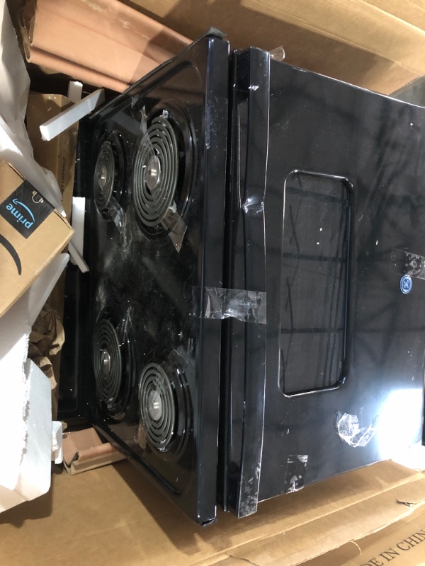 Photo 1 of ***DAMAGED - SEE NOTES/PICTURES*** 30 in. 4 Burner Element Free-Standing Electric Range in Black