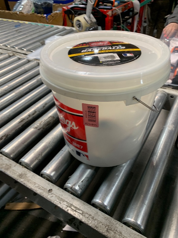 Photo 1 of ***DAMAGED - SEE NOTES/PICTURES***
Rawlings Bucket with 24 Official League Recreational-Play Baseballs
