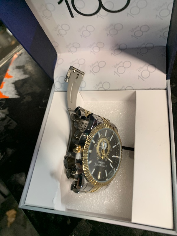 Photo 1 of ***DAMAGED***
Disney Men's Mickey Mouse Moving Hands Watch
