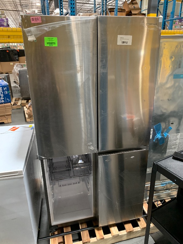 Photo 1 of ***NONFUNCTIONAL******DAMAGED DURING SHIPMENT******TRUCK/TRAILER PICKUP ONLY***Samsung 25.5 Cu. Ft. Stainless Steel French Door Refrigerator