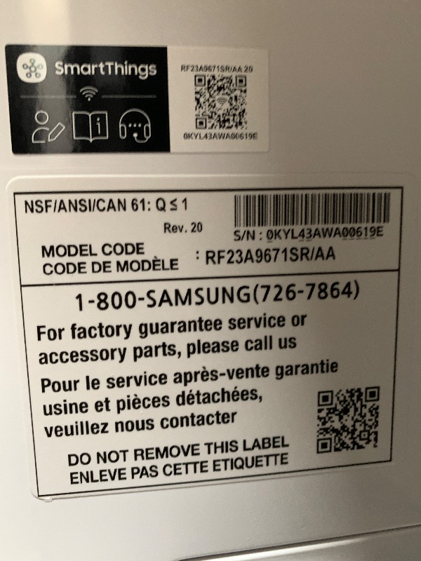 Photo 1 of ***NONFUNCTIONAL******DAMAGED DURING SHIPMENT******TRUCK/TRAILER PICKUP ONLY***Samsung 25.5 Cu. Ft. Stainless Steel French Door Refrigerator