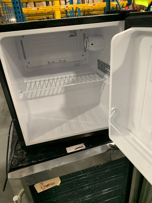 Photo 1 of *DAMAGED DURING SHIPMENT*Magic Chef 1.7 cu. ft. Freezerless Mini Fridge in Black