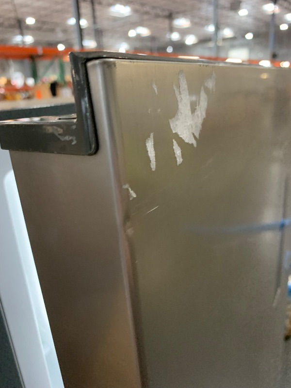 Photo 1 of ***DAMAGED - SEE NOTES/PICTURES***
Hamilton Beach HBFRF1495 14 cu ft Upright Convertible Fridge/Freezer-Frost Free-Removable Glass Shelves-LED Interior Light, Stainless