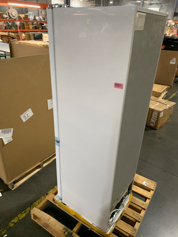 Photo 1 of ***DAMAGED FROM SHIPPING***
MAGICTEC FRIDGE-FREEZER