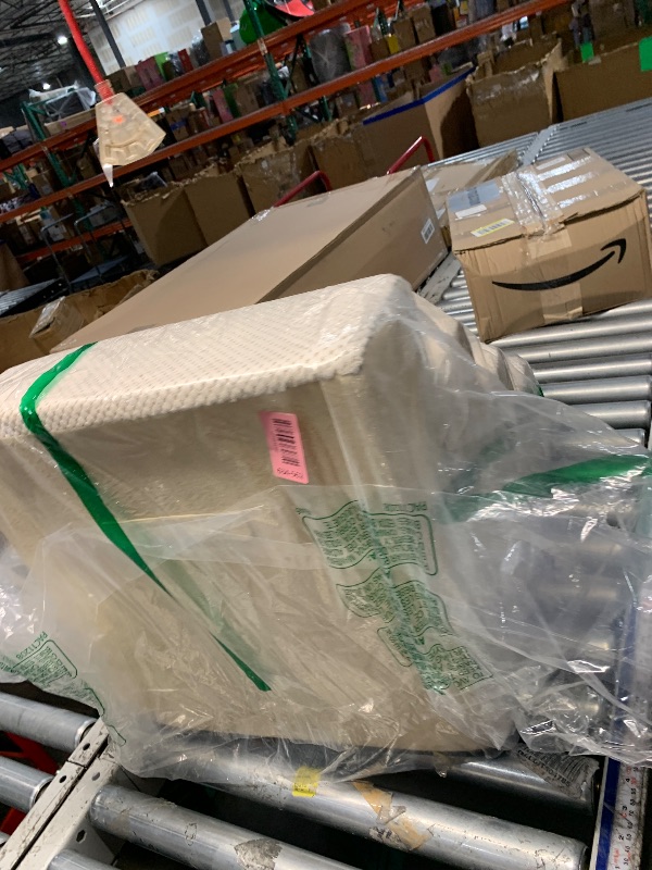 Photo 1 of ***FACTORY SEALED***COZY KISS Dog Stairs for Small Dogs, 4 Tier Wider Pet Stairs for Couch and Beds, 17.7" H Non-Slip Dog Steps for Old Cats, Puppy, Small Medium Dogs, 17.7x23.6x17.7 inch, Beige