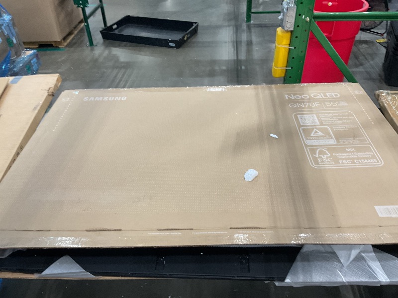 Photo 1 of *MAJOR DAMAGE*
Samsung 55-Inch Class Neo QLED QN70F 4K Mini LED Smart TV (2025 Model) NQ4 AI Gen2 Processor, Quantum Matrix Technology Slim, Motion Xcelerator 144Hz, Samsung Vision AI, Alexa Built-in