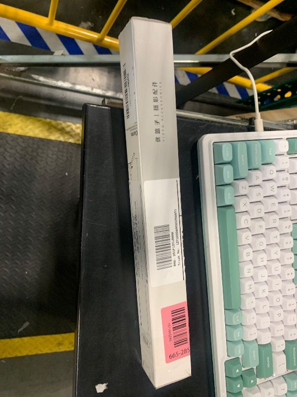 Photo 1 of ***Connection End Damaged**
859in Invisible Selfie Stick Tripod for Insta360 X5/X4/X3/ONE X2/GO 3s/DJI Osmo 360, ULANZI TT52 Extension Pole Adjustable Waterproof Handle Grip for GoPro, DJI Osmo Pocket 3 Action 5 Pro/4