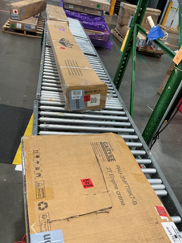 Photo 1 of [black not red, missing key components] MilleLoom 2 Ton Engine Hoist Foldable Cherry Picker - Heavy Duty Hydraulic Engine Lift, Automotive Garage Engine Crane