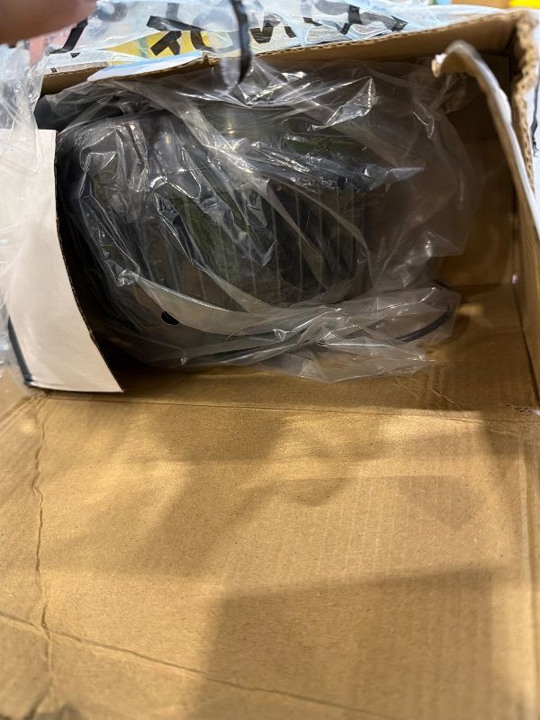 Photo 1 of **UNTESTED**
DaisyInner 2 Pcs 360 Degree Car Fan 6'' 12v Fan Car Window Fan Portable Car Seat Fan Car Cooling Fan with Stepless Speed Regulation and Cigarette Lighter Plug for Suv,Vehicles, Buses(Clip)