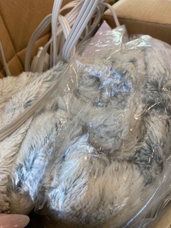 Photo 1 of **UNTESTED**
WOOMER Heated Blanket Full Size 77" x 84", Electric Blanket with 0.5-12 Hours Timer & 10 Heating Levels, ETL Certified, Marble Blue Double-Sided Faux Fur, Over-Heat Protect, Machine Washable
