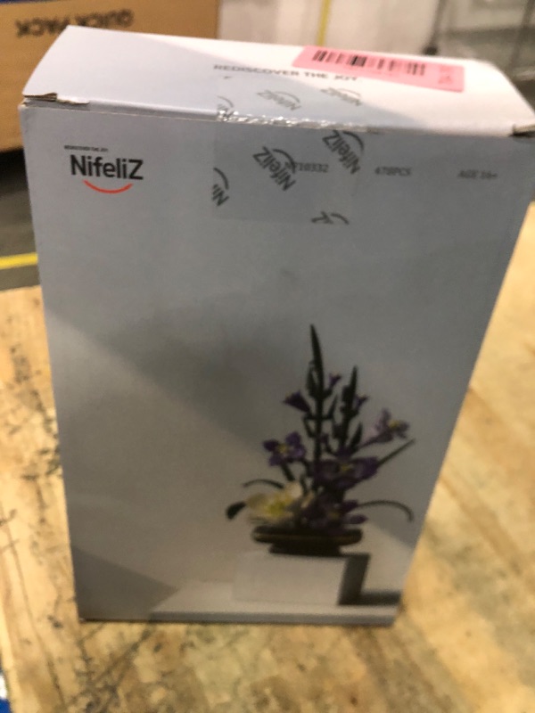 Photo 1 of **FACTORY SEALED** Nifeliz Gladiolus Flower Building Set, Botanical Flower Model Toy for Adults, Home and Office Table Décor, Nature-Inspired Gift for Plant Lovers (478 PCS, NF10332)