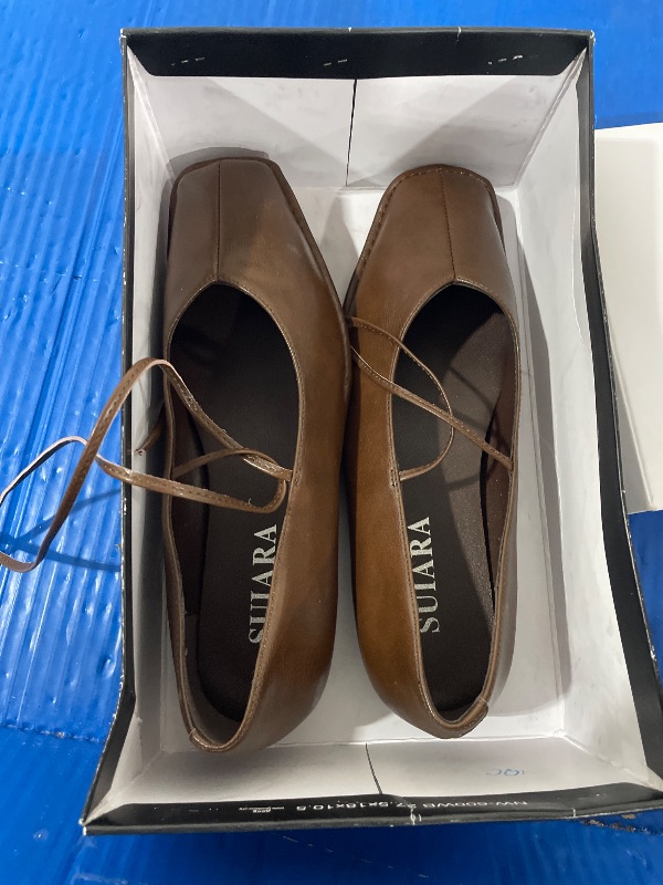 View 1 of 
Brown leather women’s flats size 6.5