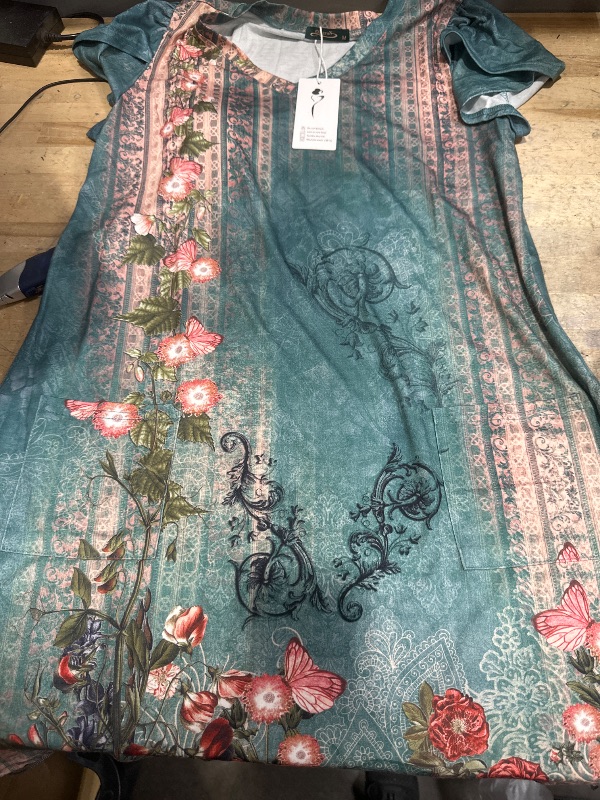 View 2 of *****reference photos ****dress design is different from stock photos ****Floral Dresses for Women Summer Beach Sleeveless Sundress Pockets Swing Casual Loose Tshirt Dress(Small Floral Black,L)