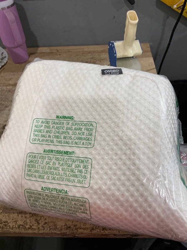 Photo 1 of *UNKNOWN SIZE**OSTEO  BED PILLOW WHITE 