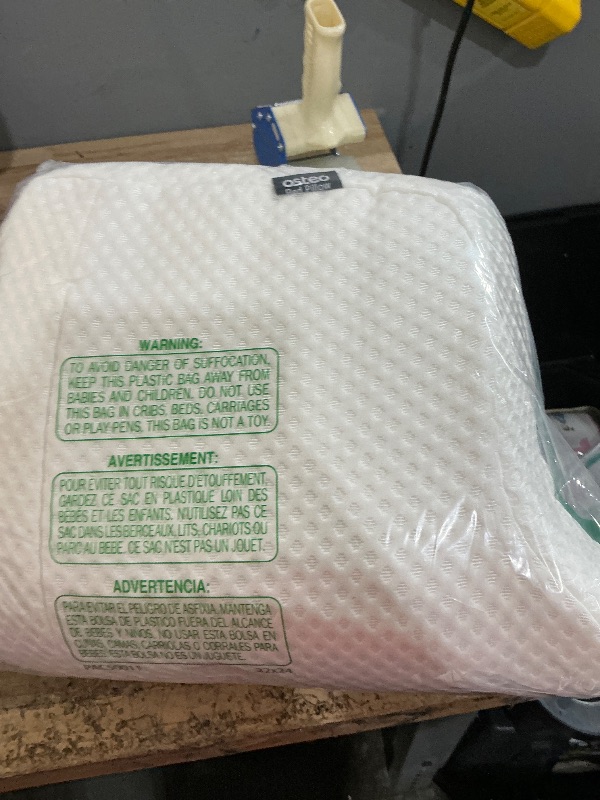 Photo 1 of *UNKNOWN SIZE**OSTEO  BED PILLOW WHITE 