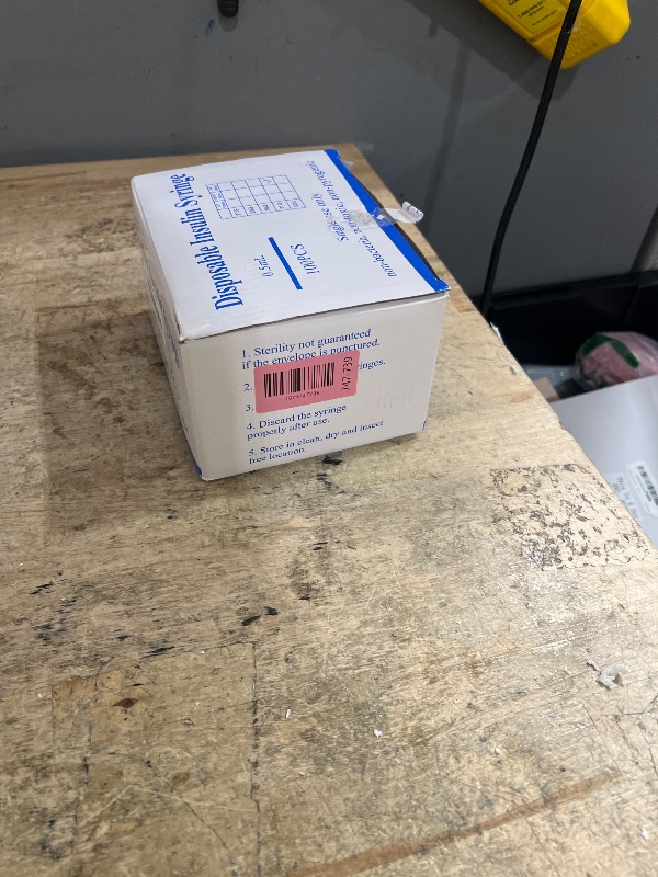 Photo 1 of 0.5ml Syringe with Cap, 31G 1/4" 6mm 1/2cc Syringes, Disposable Individual Package, Pack of 100