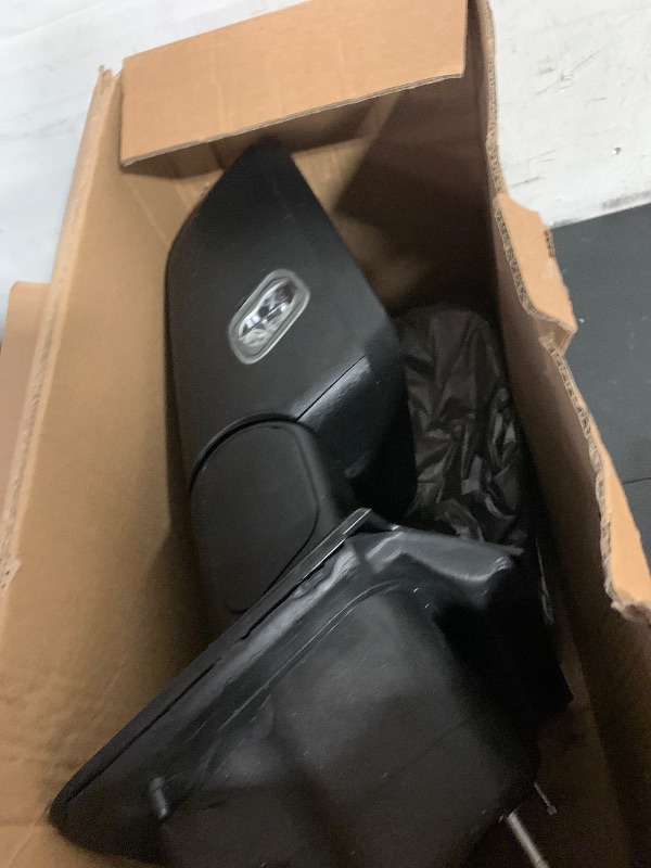 Photo 1 of Lqito Left Driver Door Mirror with Power Glass,Heated, Puddle Lights,Clearnce Lamp?Blind Spot Detection and Manual Folding Fits 2015-2020 Ford F150 Replace FL3Z17683FA(11Pins)