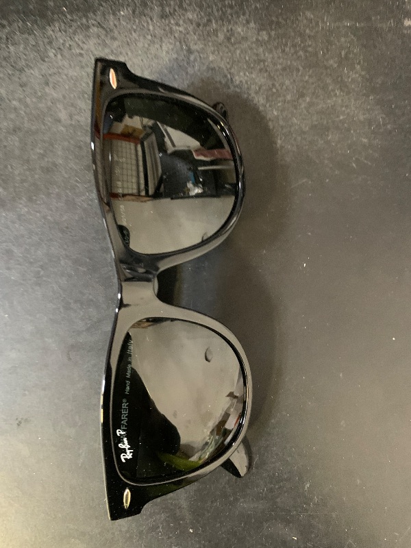 Photo 1 of Ray-Ban Unisex RB2140F Original Wayfarer Low Bridge Fit Square Sunglasses, Black/G-15 Green Polarized, 52 mm