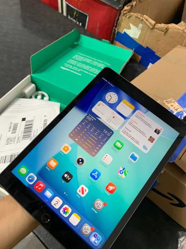 View 4 of grey--------------look at pictures for reference ---------------------------Apple iPad Air 5th Gen. (10.9-inch, Wi-Fi, 64GB) 2022 - Pink (Renewed Premium)