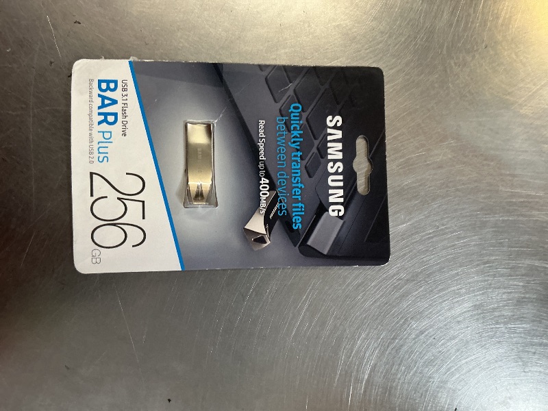 View 2 of SAMSUNG BAR Plus 256GB - 400MB/s USB 3.1 Flash Drive Champagne Silver (MUF-256BE3/AM)