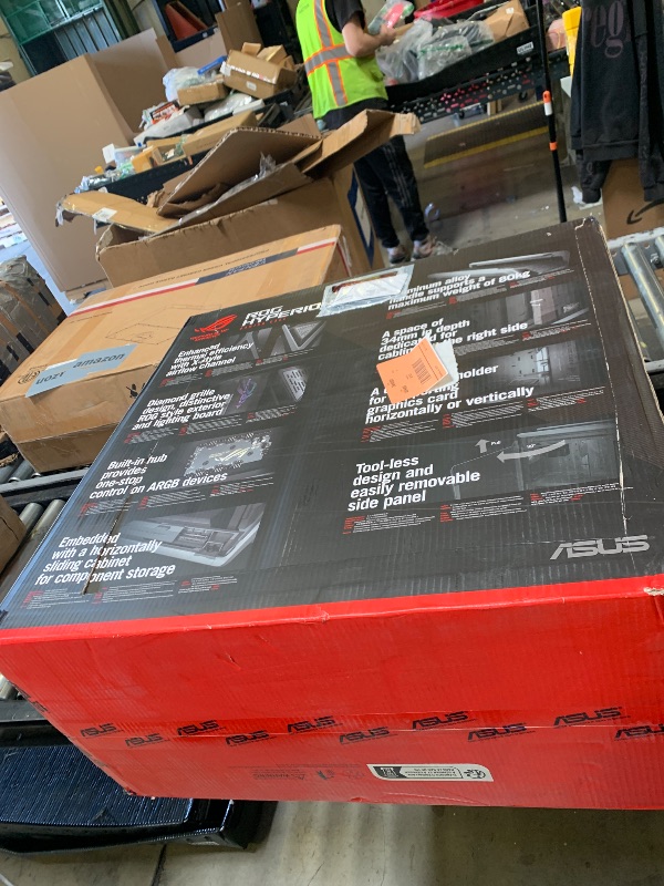 Photo 1 of GAMING CASE 