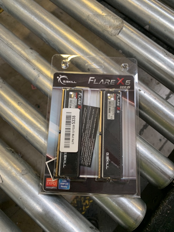 Photo 1 of MEM 2 * 16G|GSK F5-6000J3636F16GX2-FX5