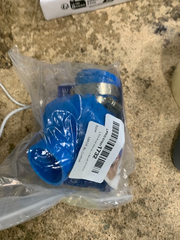 Photo 1 of 1 Set Pool Vacuum Hose Adapter Kit Compatible with Intex Adapter B,Pool Skimmer Hose Connector Replacement Hoses Adapter with Clamp for Above Ground Swimming Pool Vacuum Surface Skimmer Small Strainer