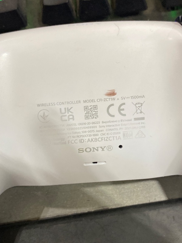 Photo 1 of ****FOR PARTS ONLY **** PlayStation DualSense™ Wireless Controller - for PS5, PC, MAC & Mobile