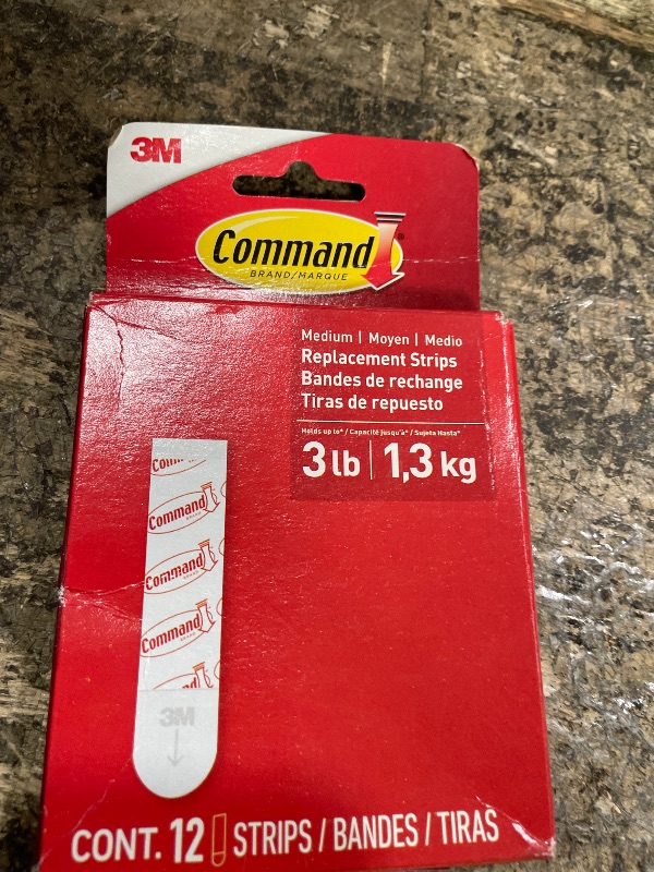 Photo 1 of ***SIX IN BOX***Command Medium Refill Strips [Removable]