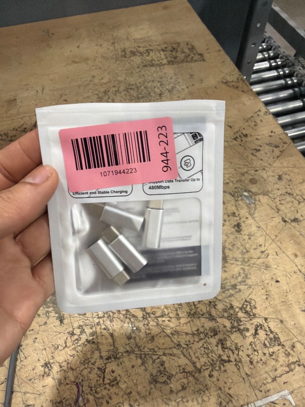 Photo 1 of ????? ???????? Lightning to USB C Adapter for iPhone 17/16/15 Series,iPad Pro,Charging & Data Sync ONLY,Type C Charger Connector,for iPhone 17/16 Charger,17/16 Accessroies,Not for Audio
