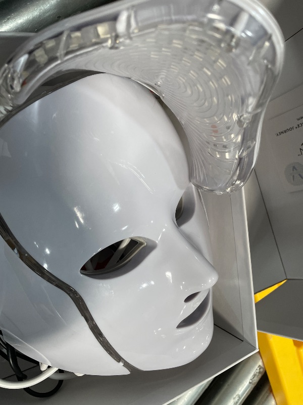 Photo 1 of Skin LED Light Therapy Mask: 0075