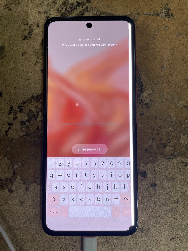 Photo 1 of *** PHONE IS LOCKED WITH PASSWORD *** Motorola razr | 2024 | Unlocked | Made for US 8/256GB | 50MP Camera | Spritz Orange