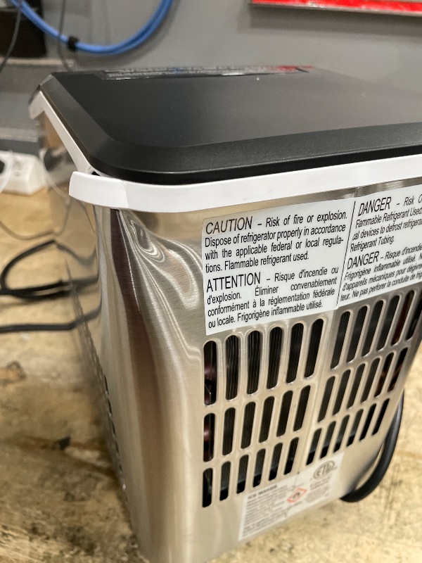 Photo 1 of ***SEE NOTES***Aeitto Ice Maker Countertop 26lbs/24H, Ice Machine 8 Ice Cubes Ready in 6 Mins, 2 Sizes of Bullet Ice Portable Ice Makers with Basket & Scoop, Auto Self-Cleaning for Home/Kitchen/Office Stainless