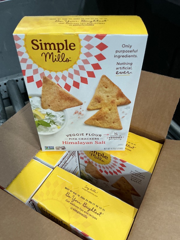 View 2 of BB:08/18/2026
Simple Mills Veggie Pita Crackers, Himalayan Salt - Gluten Free, Vegan, Healthy Snacks, Paleo Friendly, 4.25 Ounce (Pack of 6)