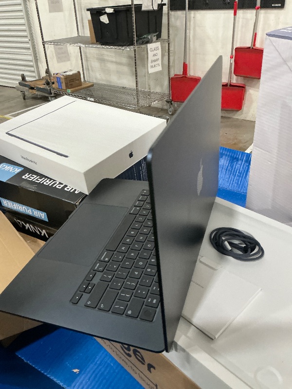 Photo 1 of ***SEE NOTES***Apple 2026 MacBook Air 15-inch Laptop with M5 chip: Built for AI, 15.3-inch Liquid Retina Display, 24GB Unified Memory, 1TB SSD, 12MP Center Stage Camera, Touch ID, Wi-Fi 7; Midnight