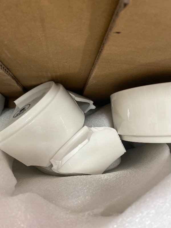 Photo 1 of ***READ NOTES*** MALACASA 24 Pieces Porcelain Dinnerware Set, Modern White Dish Set for 8, Premium Serving Plates and Bowls Sets, Chip and Scratch Resistant Dishware Sets Kitchen Dishes Dining Ware Set, Series LEAH