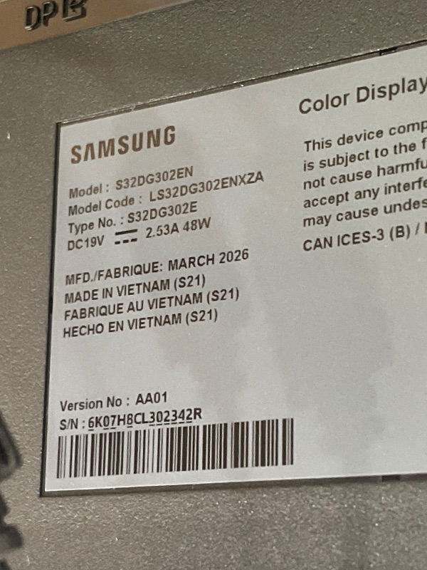 Photo 1 of **Broken Screen** Samsung 32-Inch Odyssey G3 (G30D) Series FHD Gaming Monitor, 1ms, 180Hz, AMD FreeSync, Adjustable Stand, Black Equalizer, Virtual Aim Point, Eye Saver Mode, Flicker-Free, LS32DG302ENXZA