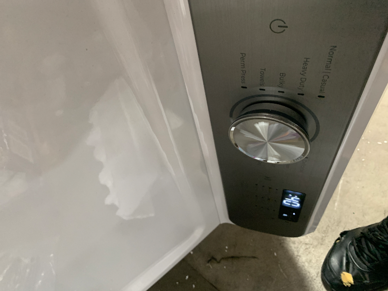 Photo 1 of *SEE NOTES/PHOTOS*
Kenmore 4.5 cu. ft. Top Load Washer with Triple Action Impeller - White