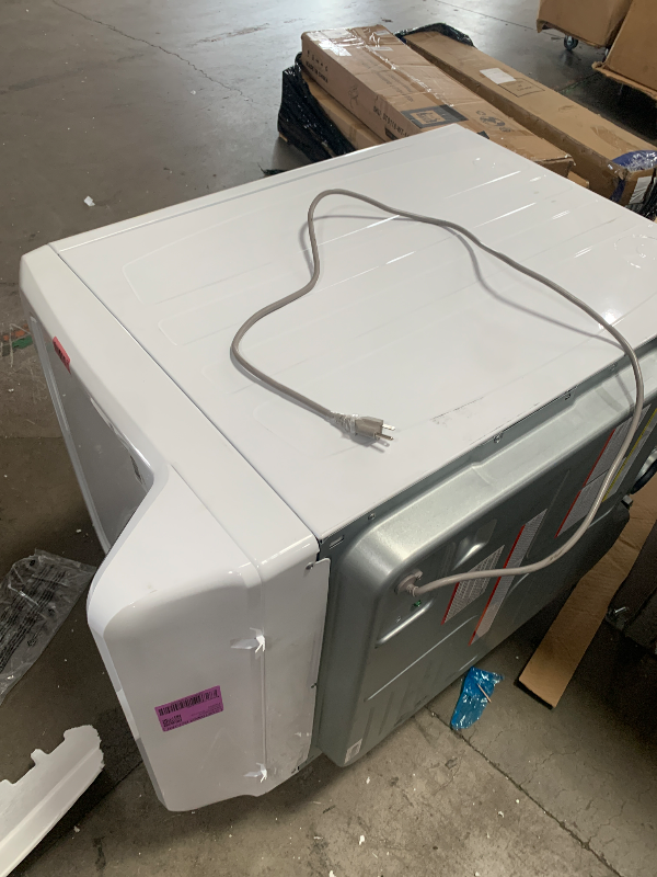 Photo 1 of *SEE NOTES/PHOTOS*
Kenmore 4.5 cu. ft. Top Load Washer with Triple Action Impeller - White