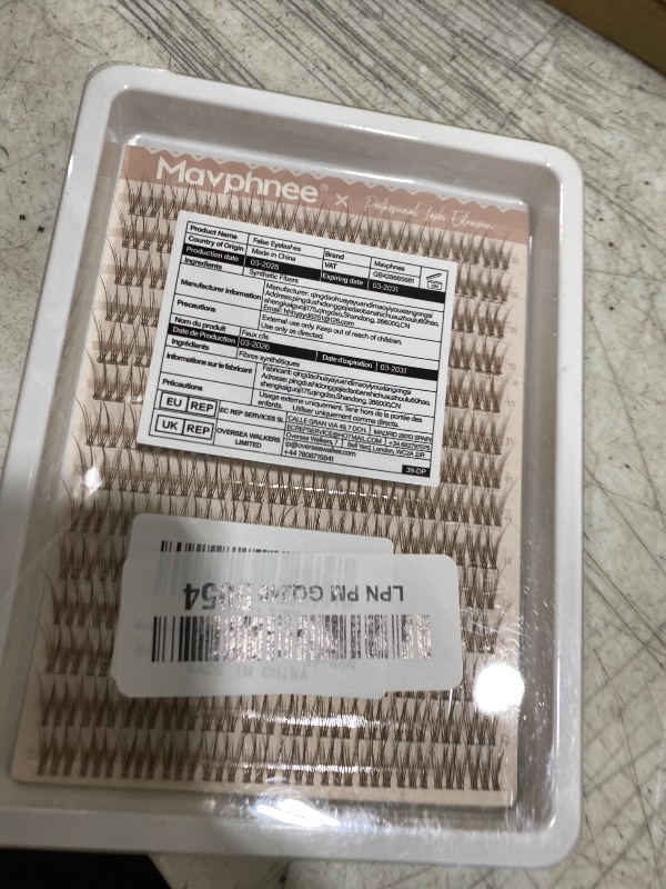 Photo 1 of Mavphnee Brown Lash Clusters Natural Cluster Eyelash Extensions 10-12MM C-Curly Lash Extension Individuals 168 Pcs DIY Self Application Lash Extension Clusters for Beginners