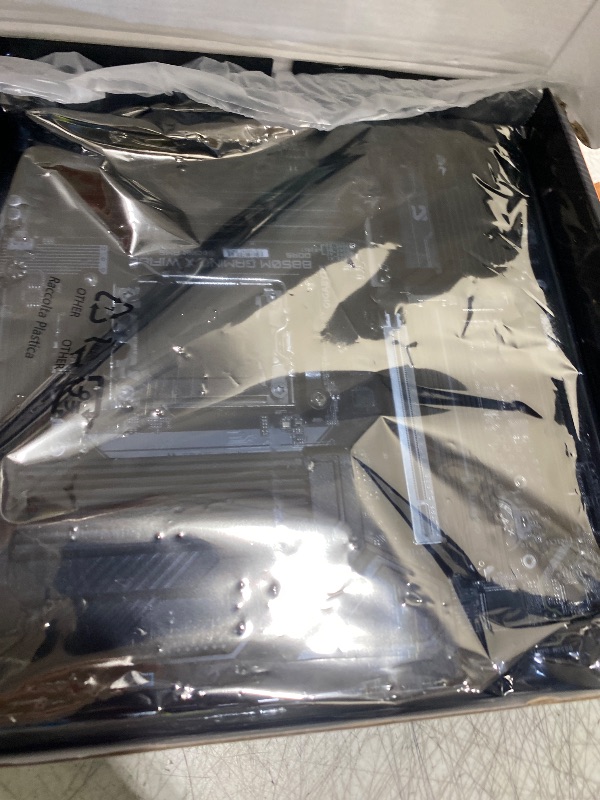 Photo 1 of SEE NOTES AND PICTURES,,,,,,,,,,GIGABYTE B850M Gaming X WIFI6E AMD AM5 mATX Motherboard, Support AMD Ryzen 9000/8000/7000 Series, DDR5, 10+2+2 Power Phase, 2X M.2, PCIe 5.0, USB-C, WIFI6E, 2.5GbE LAN, EZ-Latch, 5-Year Warranty