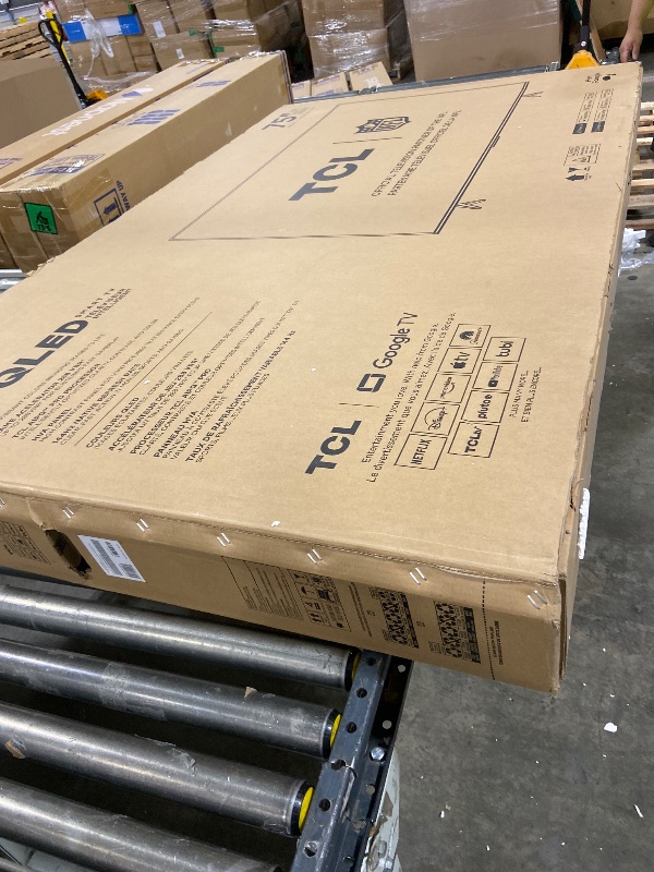 Photo 1 of TCL Amazon Exclusive 75 Inch Class T7 Series | 4K QLED HDR Lag-Free Smart Google TV | 75T7, 2025 Model | 120Hz-144Hz High Brightness, Dolby Atmos, Alexa Voice Remote AI Streaming Gaming Television SALVAGE FOR PARTS ONLY