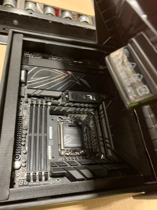 Photo 1 of ASUS ROG Maximus Z890 Hero Intel® Z890 LGA 1851 ATX Motherboard, Advanced AI PC-Ready, 22+2+1+2 Stages, DDR5, WiFi 7, 3X PCIe® 5.0 M.2, Thunderbolt™ 4, USB Type-C®, AI Overclocking/Cooling/Networking