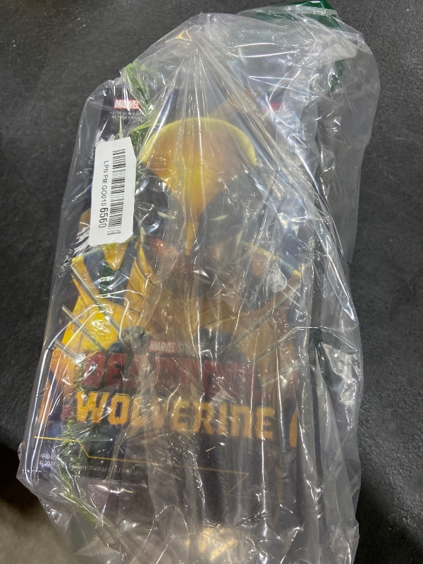 Photo 1 of LonullyMege Wolverine and Dead Full Set 2-Pack Action Figure 7 inch 1/10 Scale Legends Series Collectable Toys with Lots of Accessories Gift(Wolverine & Dead)